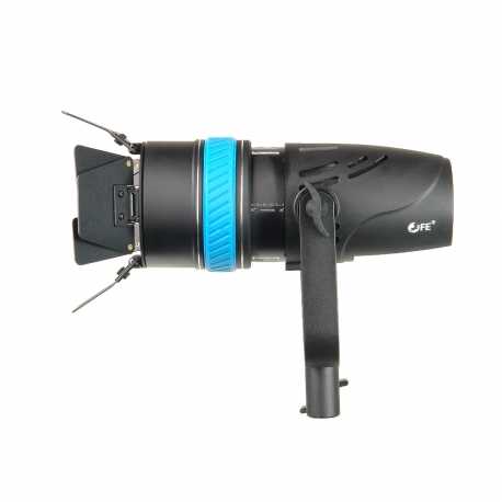 Осветитель Осветитель Falcon Eyes SpotLight 70LED BW светодиодный – цена, описание и отзывы — фото
