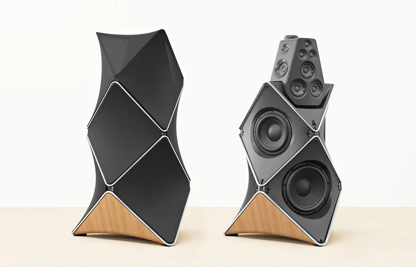 Напольная акустическая система Bang & Olufsen BeoLab 90 Smoked Oak, Purple Heart / Brass Tone – цена, описание и отзывы — фото