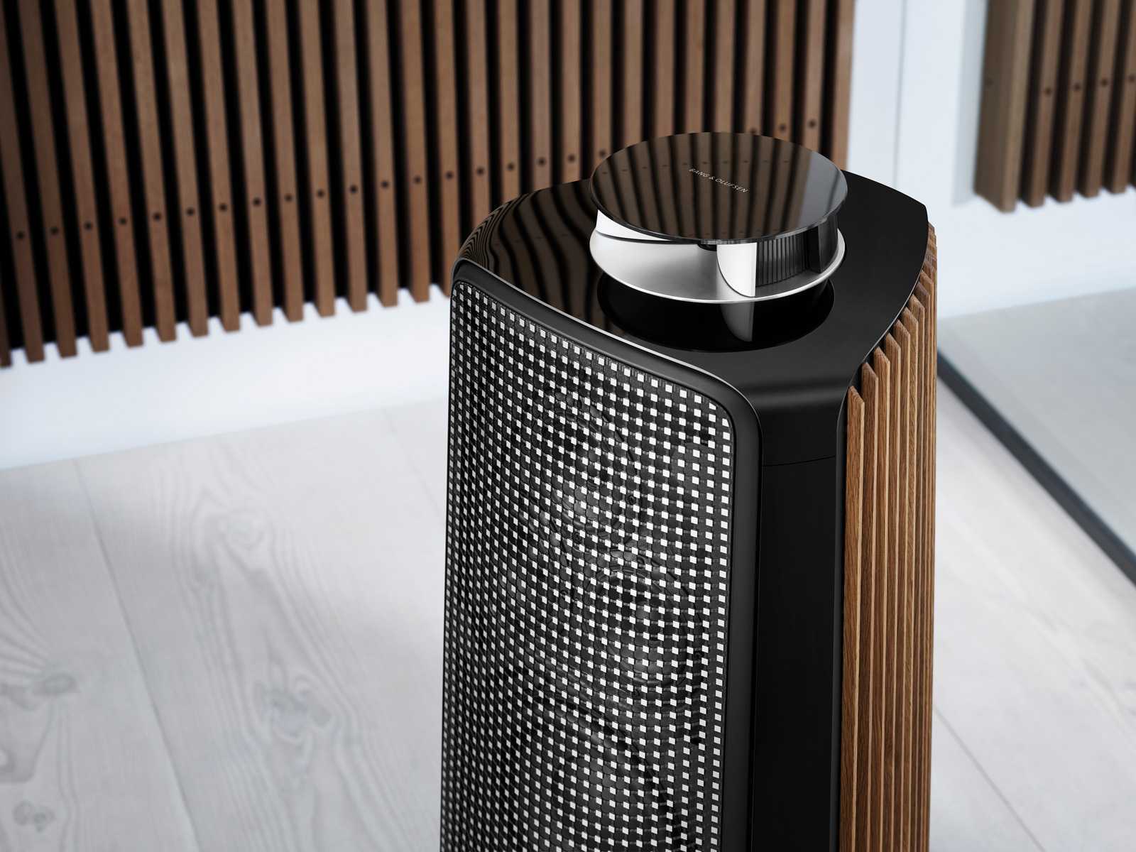 Напольная акустическая система Bang & Olufsen Beolab 50 Piano Black, Black Cover / Black Side Panel – цена, описание и отзывы — фото