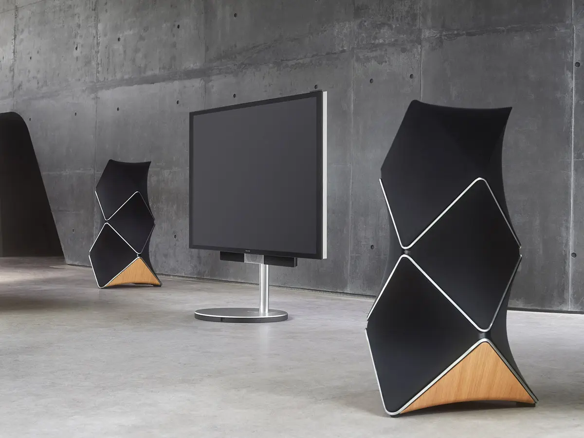 Напольная акустическая система Bang & Olufsen BeoLab 90 Oak, Black / Natural Aluminium – цена, описание и отзывы — фото