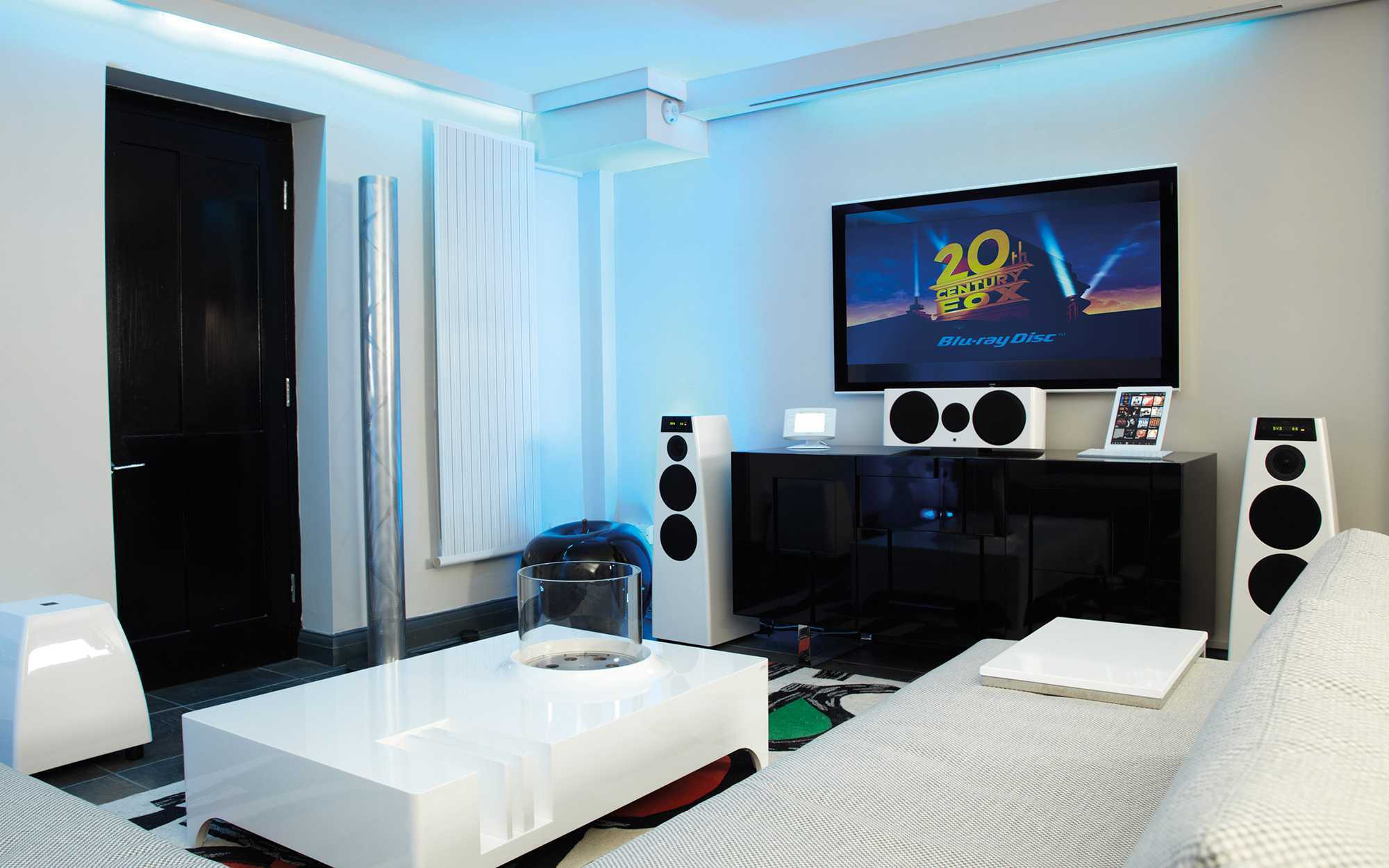  Meridian Audio DSP3300 White Gloss – цена, описание и отзывы — фото