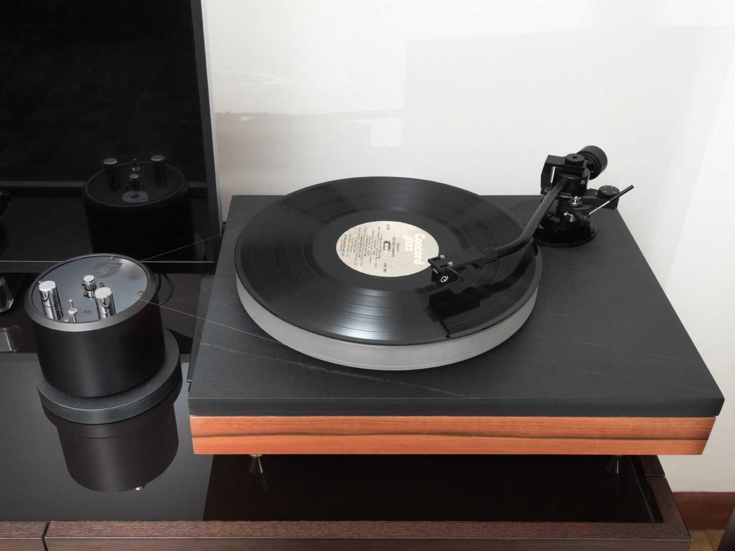 Проигрыватель винила Scheu Analog Cello Timbre Slate Wood – цена, описание и отзывы — фото