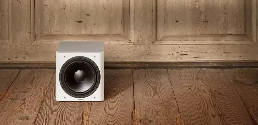 Сабвуфер Dynaudio Sub 3 Satin White – цена, описание и отзывы — фото