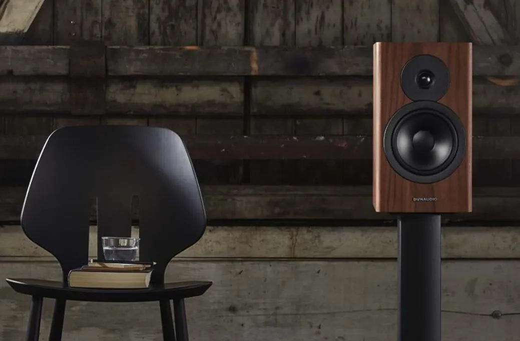 Полочная акустика Dynaudio Evoke 20 Walnut wood – цена, описание и отзывы — фото