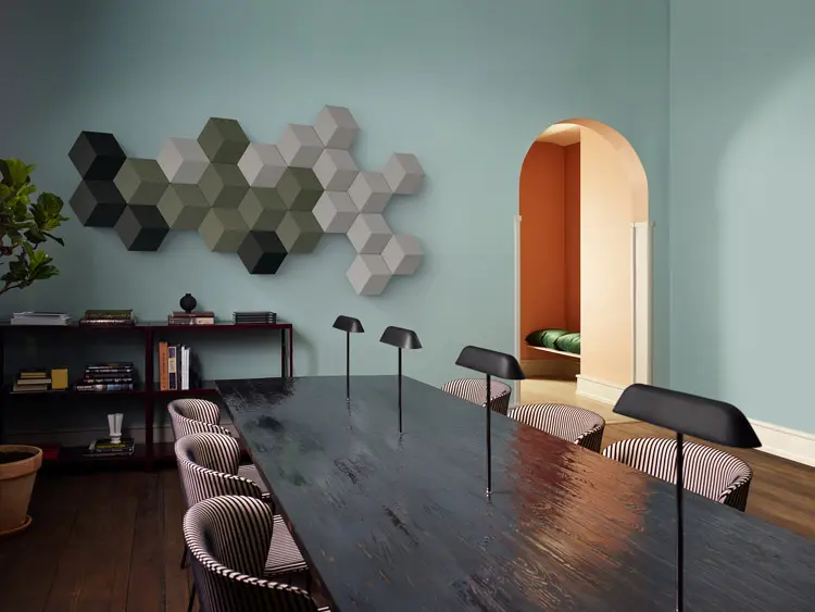 Настенная акустика Bang & Olufsen Beosound Shape Speaker Black – цена, описание и отзывы — фото