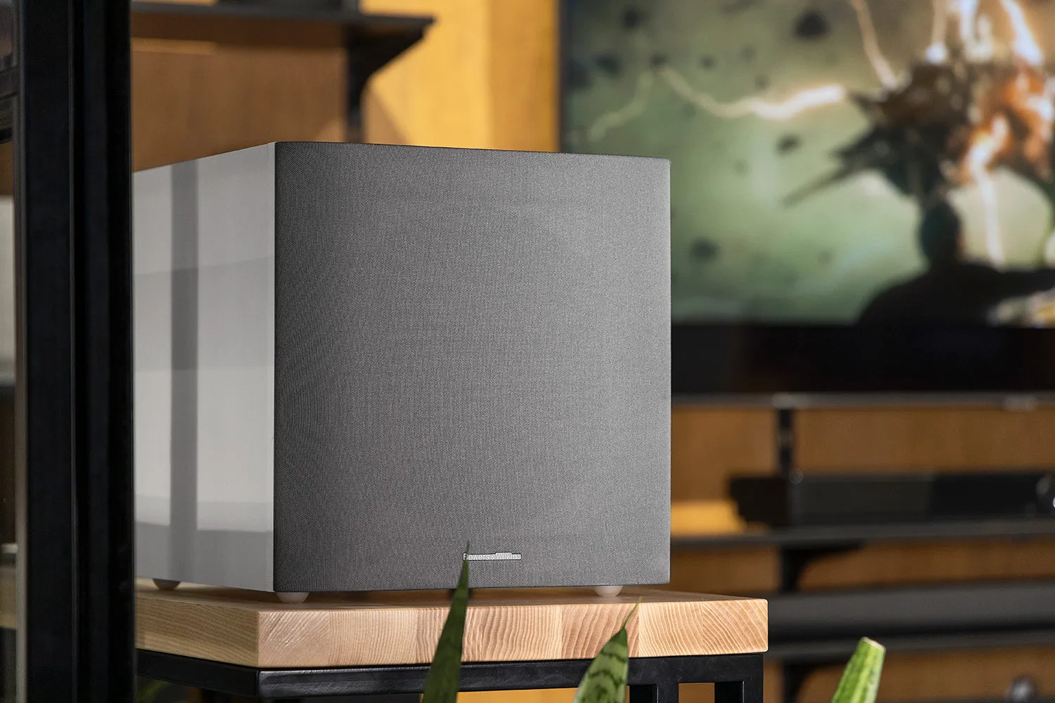  Bowers & Wilkins ASW610 Matte White – цена, описание и отзывы — фото