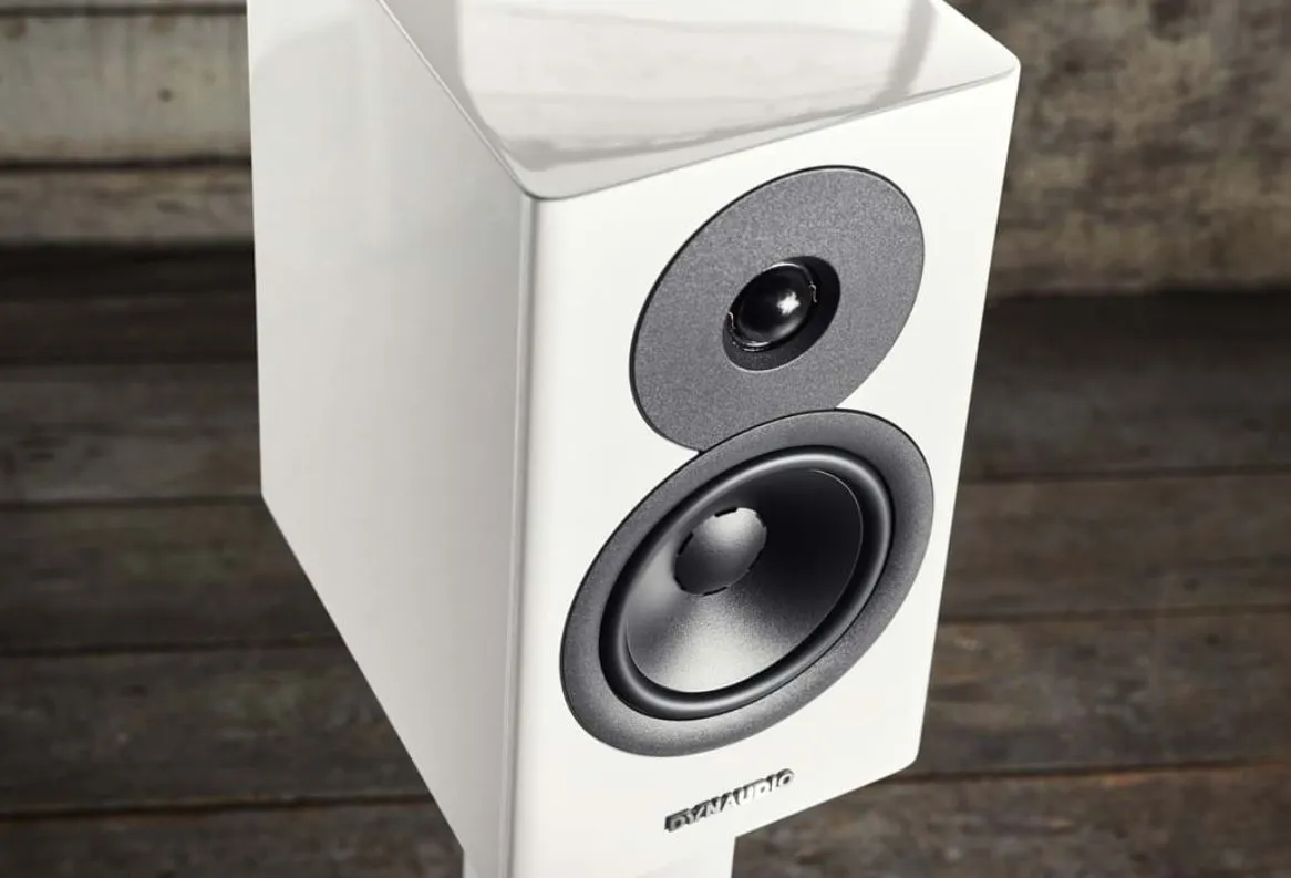 Полочная акустика Dynaudio Evoke 10 White high gloss – цена, описание и отзывы — фото