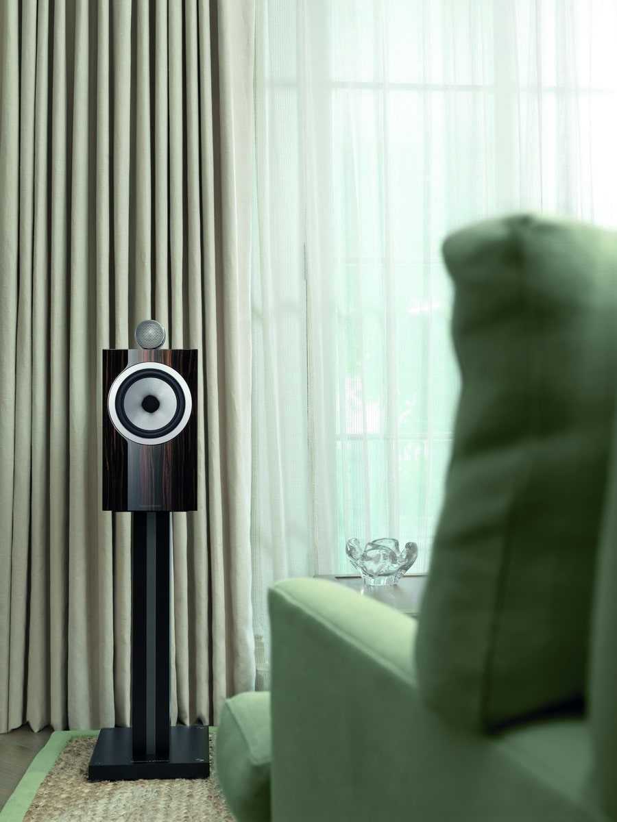 Полочная акустика Bowers & Wilkins 705 Signature Datuk Glossy – цена, описание и отзывы — фото